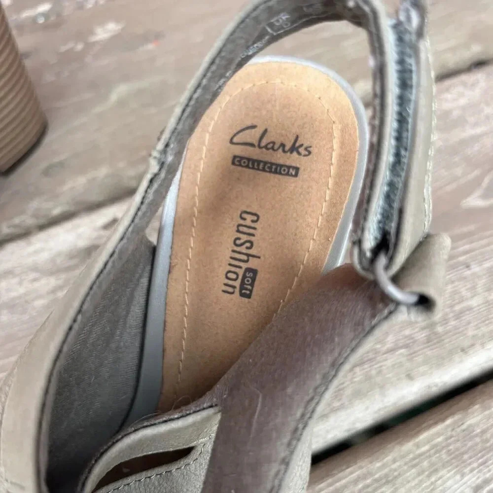 Clarks size 8.5 Collection Sandals heels comfort Leather Cutout Grey women's - Picture 5 of 7